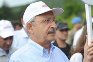 Kılı&ccedil;daroğlu'nun İstanbul y&uuml;r&uuml;y&uuml;ş&uuml; kitap&ccedil;ık oldu