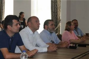 Cunda Uygulama Oteli'nde eğitim y&ouml;netimi semineri