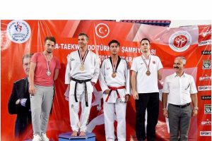 Bursa Osmangazili sporcu 6. kez T&uuml;rkiye şampiyonu oldu