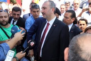 Adalet Bakanı Gül'den darbecilere "pişkinlik" cevabı