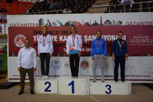 Bursalı karatecilerden 4 bronz madalya