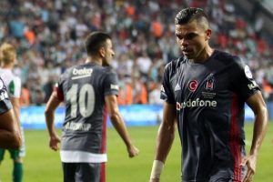 Beşiktaş'ın açılışını Pepe yaptı
