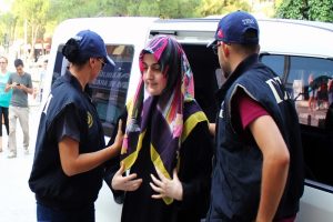 FET&Ouml;'n&uuml;n Muğla il ablası tutuklandı