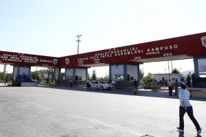 FET&Ouml;'c&uuml; eski binbaşı: Polis gelirse ateş serbest, vurun