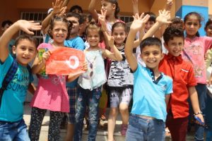 T&uuml;rk &ouml;ğrenciler g&ouml;&ccedil;menliği yaşadı