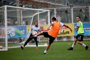 Giresunspor'da Adanaspor mesaisi s&uuml;r&uuml;yor