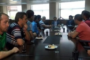 Bursa Emniyet M&uuml;d&uuml;r&uuml; Yıldız, trib&uuml;n liderleriyle toplantı yaptı