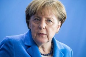 Merkel'den flaş T&uuml;rkiye a&ccedil;ıklaması