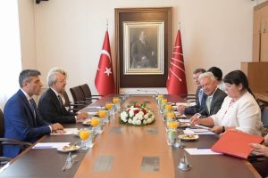 Kılı&ccedil;daroğlu, İngiliz Bakan Duncan'la g&ouml;r&uuml;şt&uuml;