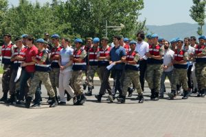 Suikast timinin ana savunması s&uuml;r&uuml;yor