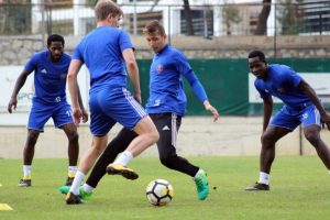 Karab&uuml;kspor'da Başakşehir mesaisi s&uuml;r&uuml;yor