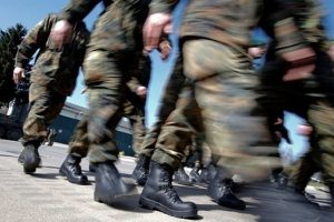 Alman ordusunda Nazi incelemesi