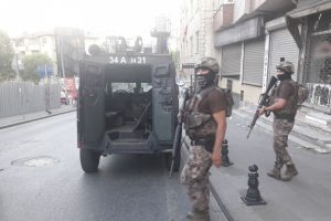 İstanbul'da şafak vakti uyuşturucu operasyonu