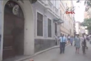 Yunanistan'ın İstanbul Başkonsolosluğu'nda dumanlar y&uuml;kseliyor