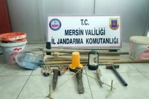 Mersin'de ka&ccedil;ak kazı yapan 6 ş&uuml;pheli yakalandı