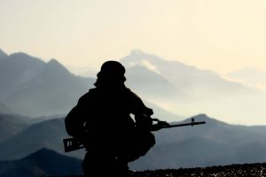 Şehidin kanı yerde kalmadı, o ter&ouml;ristin cesedi bulundu