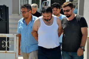 Her yerde aranan firari dolandırıcı Bursa'da yakalandı