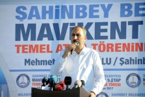 Bakan G&uuml;l: Kılı&ccedil;daroğlu, FET&Ouml; ağzı ile konuşuyor