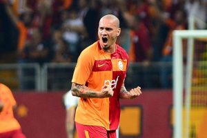 Galatasaraylı Maicon ilk gol&uuml;n&uuml; attı
