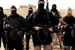 Ter&ouml;r &ouml;rg&uuml;t&uuml; DEAŞ'tan &ccedil;ağrı: Bı&ccedil;ağınızı alın, yalnız kurt olun