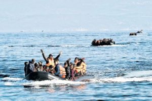 Sezonda &ouml;ğrenci, tatilde g&ouml;&ccedil;men taşıdı!