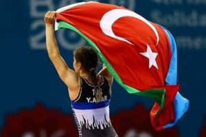 Yasemin Adar ilklere devam etmek istiyor
