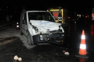 Yol yardım aracı kaza yaptı: 1 &ouml;l&uuml;, 3 yaralı