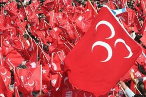 MHP'den ayrılıyor, Akşener'in partisine katılıyor