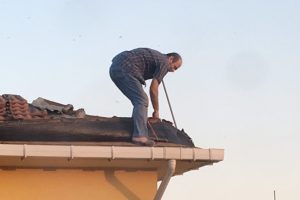 &Ccedil;atıda &ouml;l&uuml;me meydan okudu