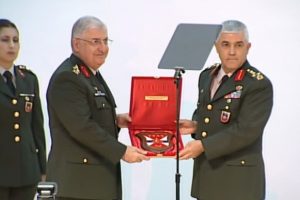 Jandarma Genel Komutanlığında devir teslim t&ouml;reni