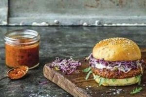 İsvi&ccedil;re'de b&ouml;cekburger satışa &ccedil;ıktı