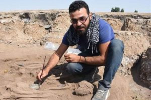 İş&ccedil;i olarak başladığı kazıda arkeolog oldu