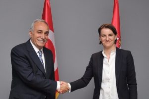 Bakan Fakıbaba Sırbistan Başbakanı Brnabic ile g&ouml;r&uuml;şt&uuml;