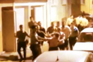 Polisli-bekçili kavga! Bekçiler tarafından tekmelendi iddiası