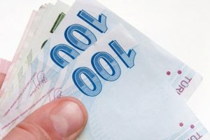 'Polis ve savcıyız' diye tanıtıp dolandırdılar