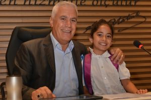 Bursa Nil&uuml;fer Belediye Başkanı Bozbey Halk G&uuml;n&uuml;'nde 115 kişiyi dinledi