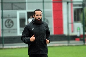 Erkan Zengin Denizlispor ma&ccedil;ına yetişecek