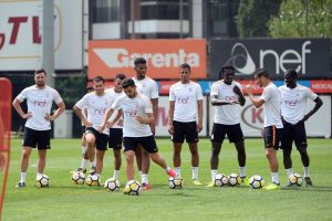Cimbom 'topa sahip olma, pas ve top kapma' &ccedil;alıştı