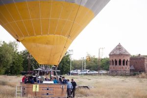 Doğu'nun ilk balon turu yapıldı