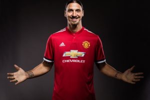 Manchester United Ibrahimovic ile yeniden anlaştı