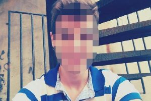 &Uuml;niversiteli gen&ccedil;, Cumhurbaşkanı'na hakaret iddiasıyla tutuklandı
