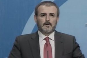 &Uuml;nal: İstifalar yenilenme s&uuml;recinin bir par&ccedil;ası