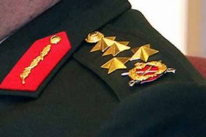 10 emekli tuğgeneralin r&uuml;tbeleri alındı