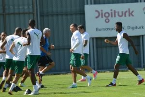 Bursaspor, Beşiktaş'a konuk oluyor