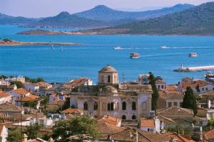 Kuzey Ege turizminin g&ouml;zdesi: Cunda Adası