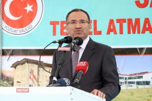 Bozdağ: Cumhurbaşkanını indirmek istiyorlar
