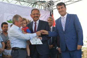 Bursa Soğanlı'da ilk anahtarlar &Ouml;zhaseki'den