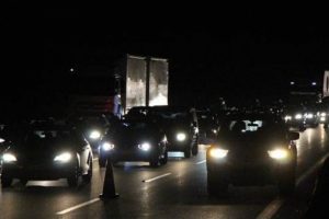 Kazalar nedeniyle uzun ara&ccedil; kuyruklar oluştu