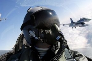Ayrılan pilotlara d&ouml;n emri verebilecek