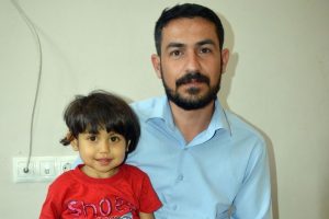 DEAŞ zulm&uuml;nden ka&ccedil;tı, karaciğer nakli bekliyor